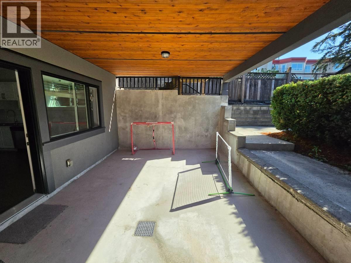 Lower 726 DELESTRE AVENUE