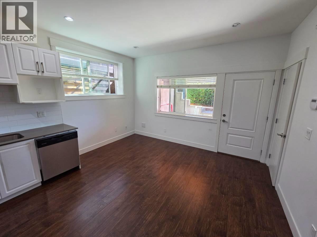 Lower 726 DELESTRE AVENUE