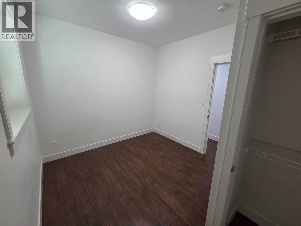 Lower 726 DELESTRE AVENUE