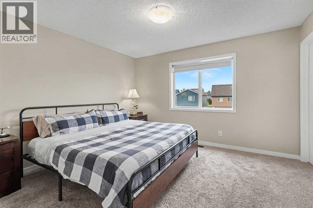 300 New Brighton Landing SE, Calgary, Alberta  T2Z 0S6 - Photo 19 - A2347994