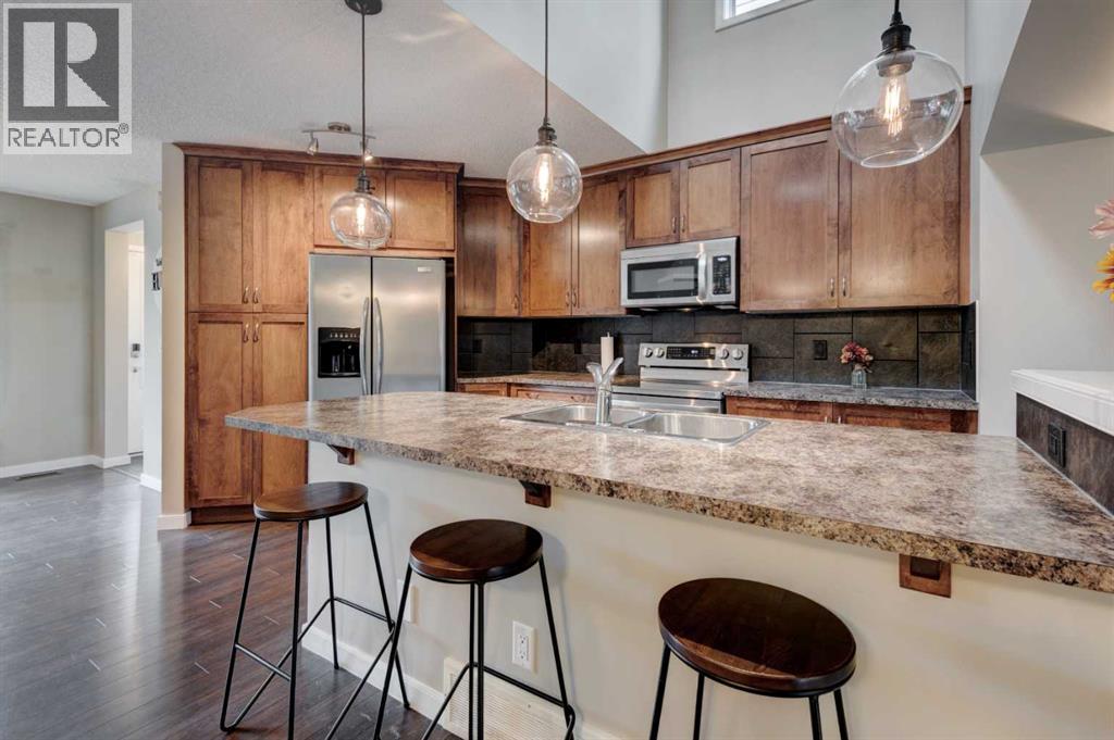 300 New Brighton Landing SE, Calgary, Alberta  T2Z 0S6 - Photo 7 - A2347994