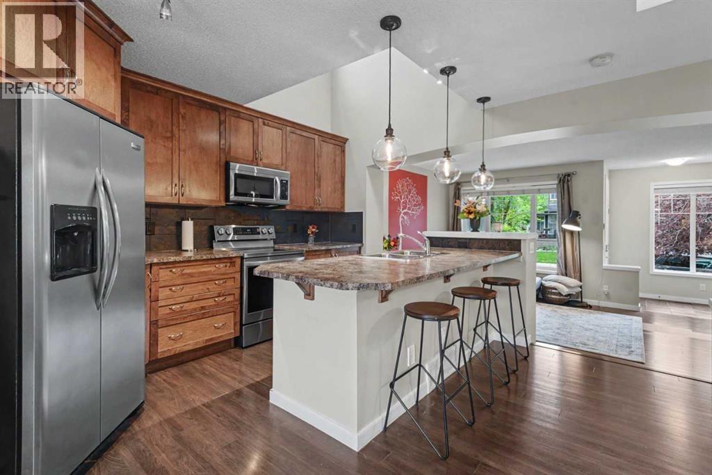 300 New Brighton Landing SE, Calgary, Alberta  T2Z 0S6 - Photo 8 - A2347994