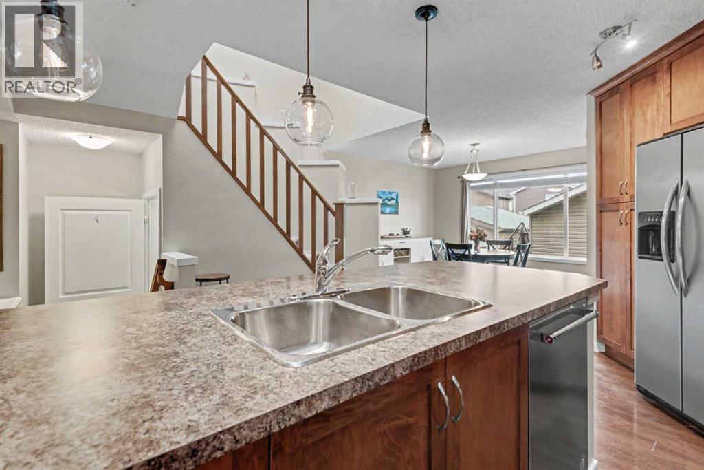 300 New Brighton Landing SE, Calgary, Alberta  T2Z 0S6 - Photo 9 - A2347994