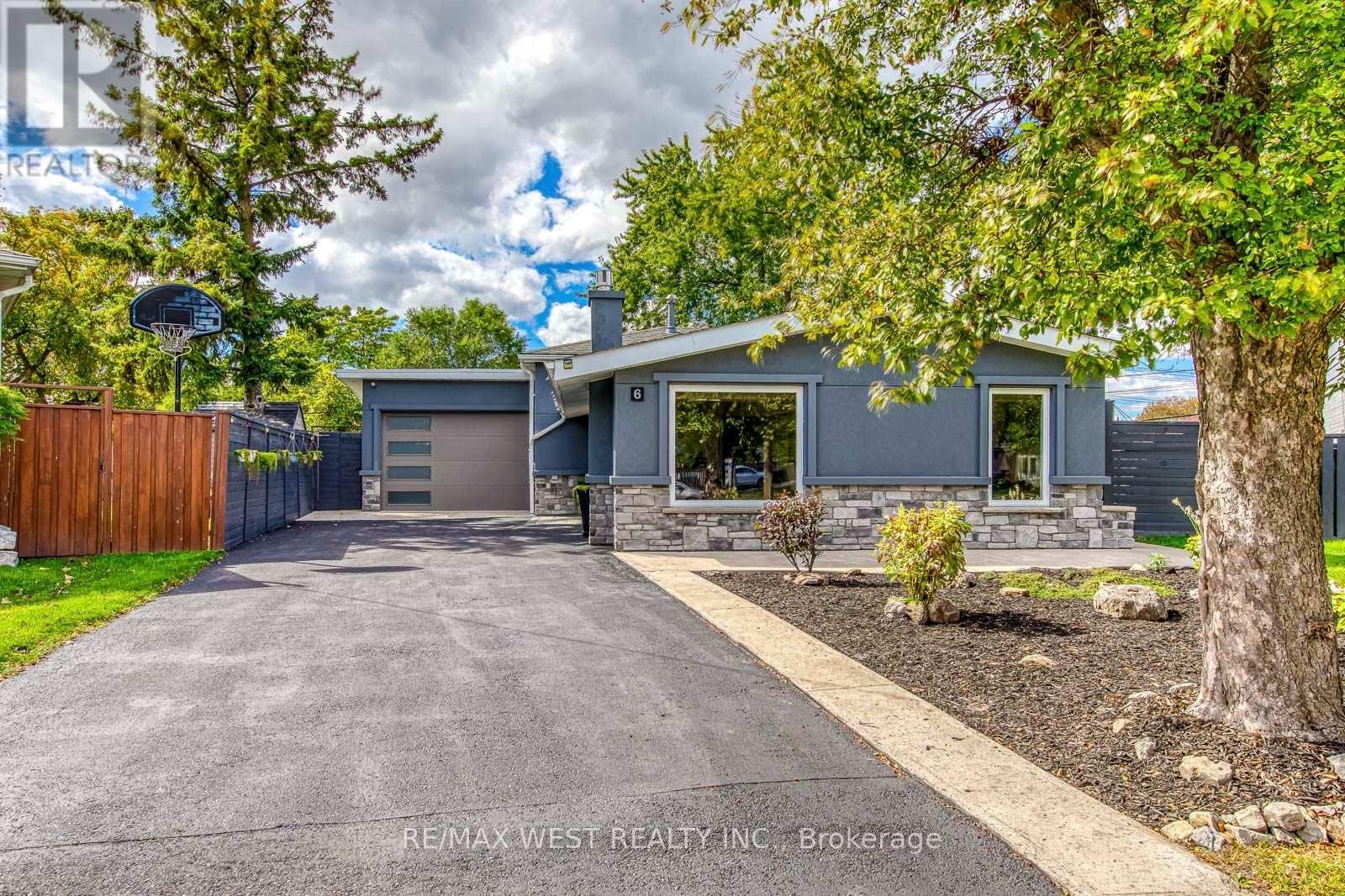 6 Millview Court, Toronto, Ontario  M9W 3K7 - Photo 2 - W13826516