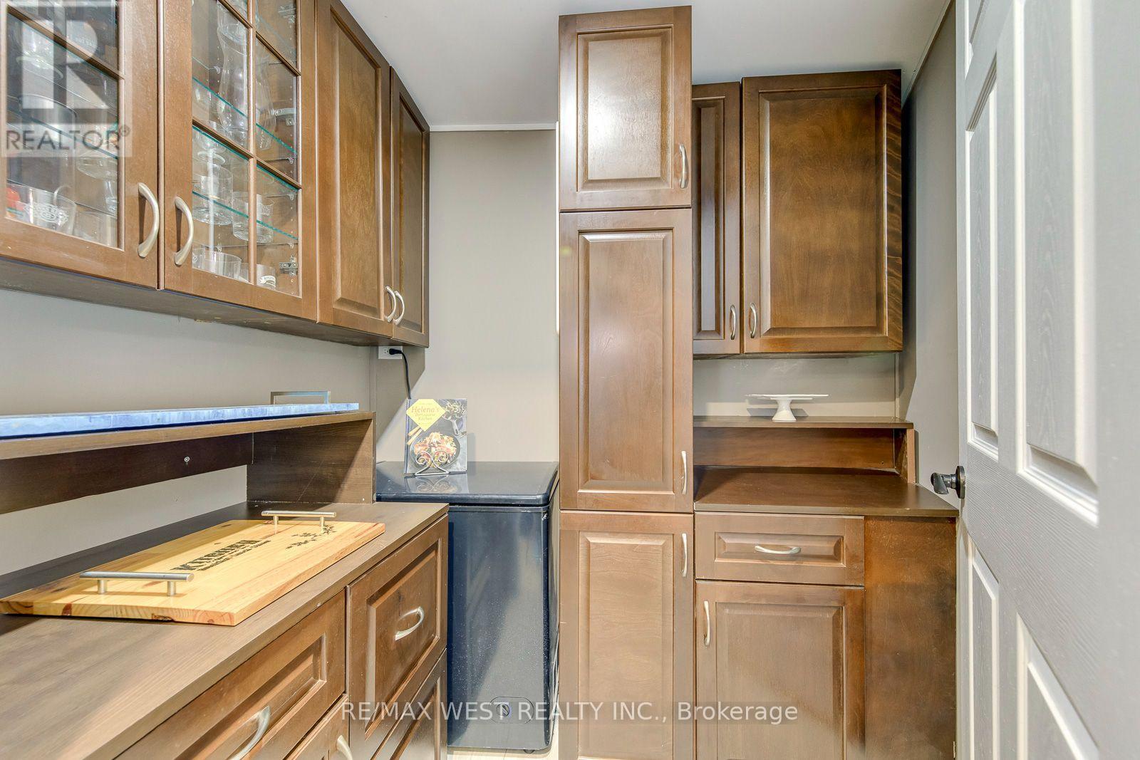 6 Millview Court, Toronto, Ontario  M9W 3K7 - Photo 27 - W13826516