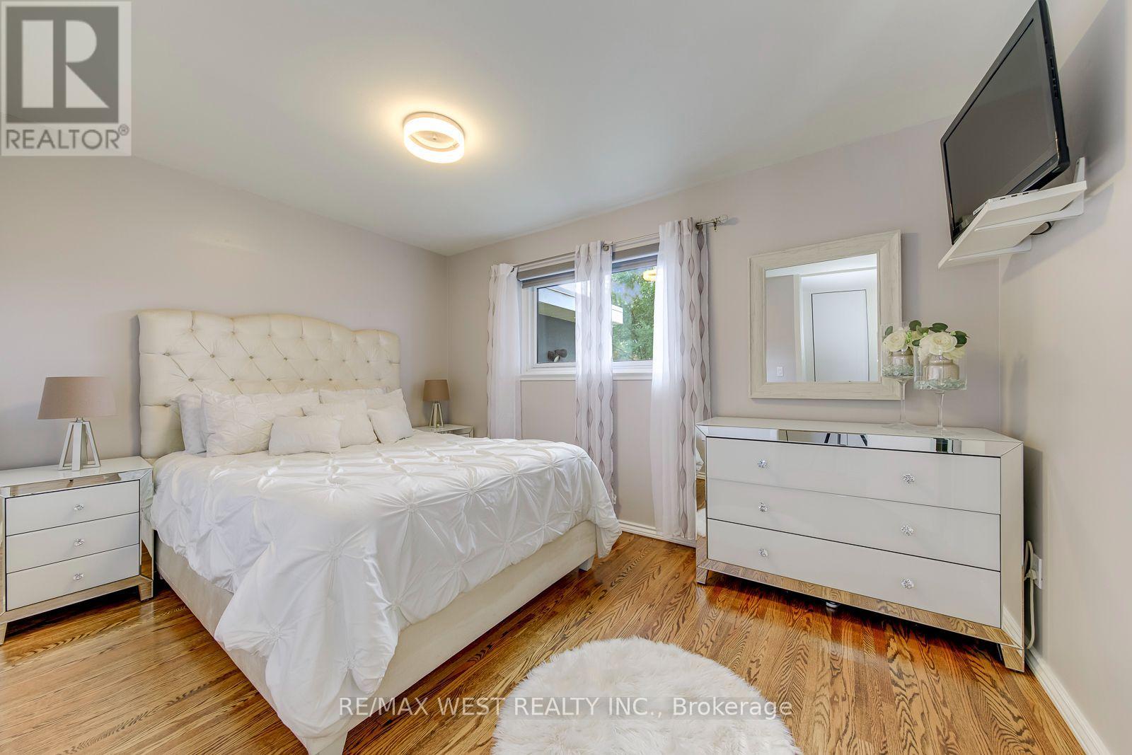 6 Millview Court, Toronto, Ontario  M9W 3K7 - Photo 29 - W13826516