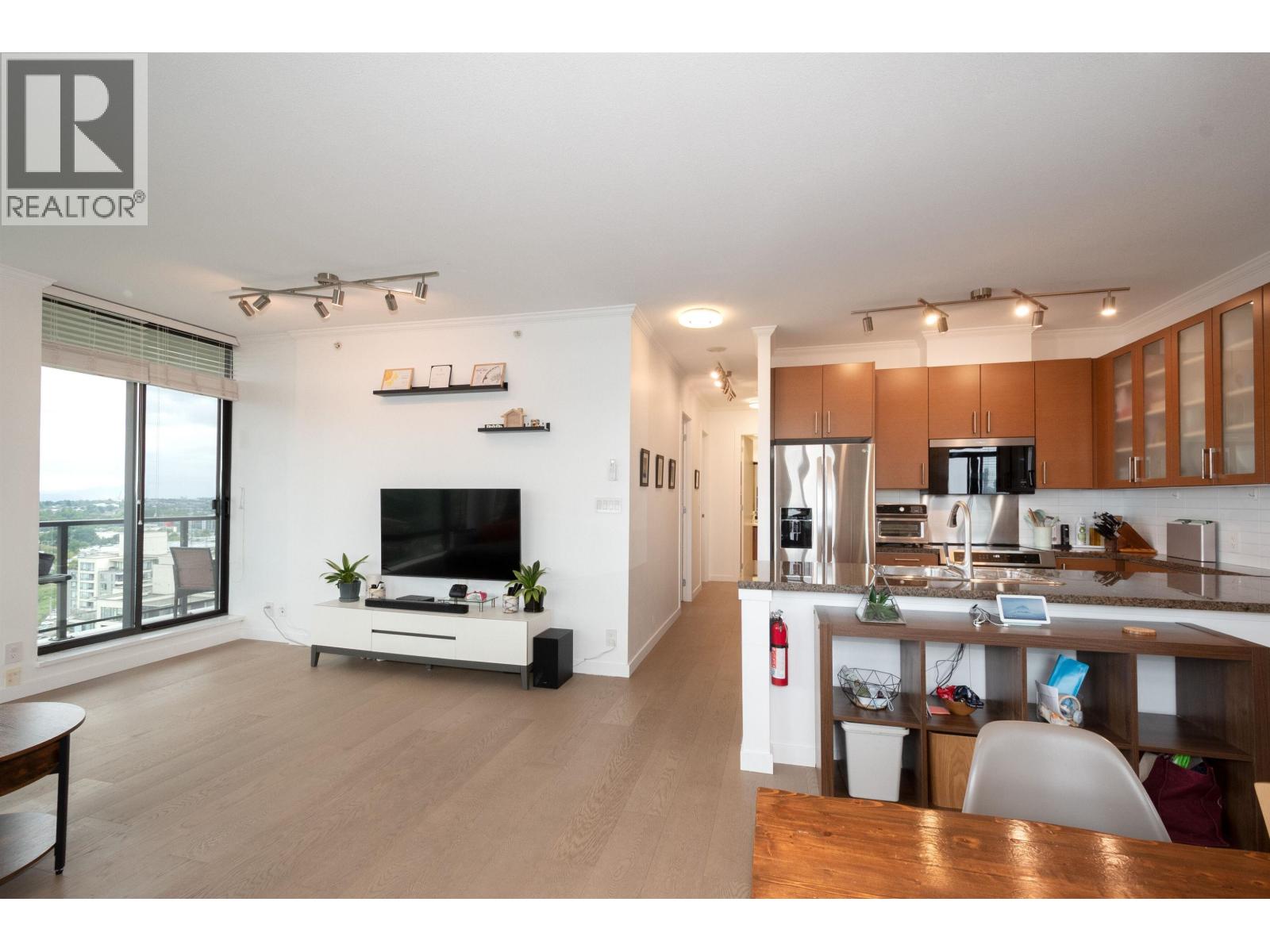 2602 2345 MADISON AVENUE
