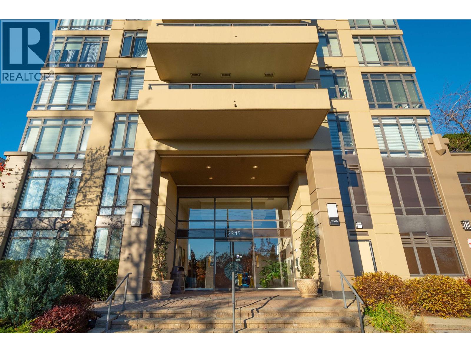 2602 2345 MADISON AVENUE