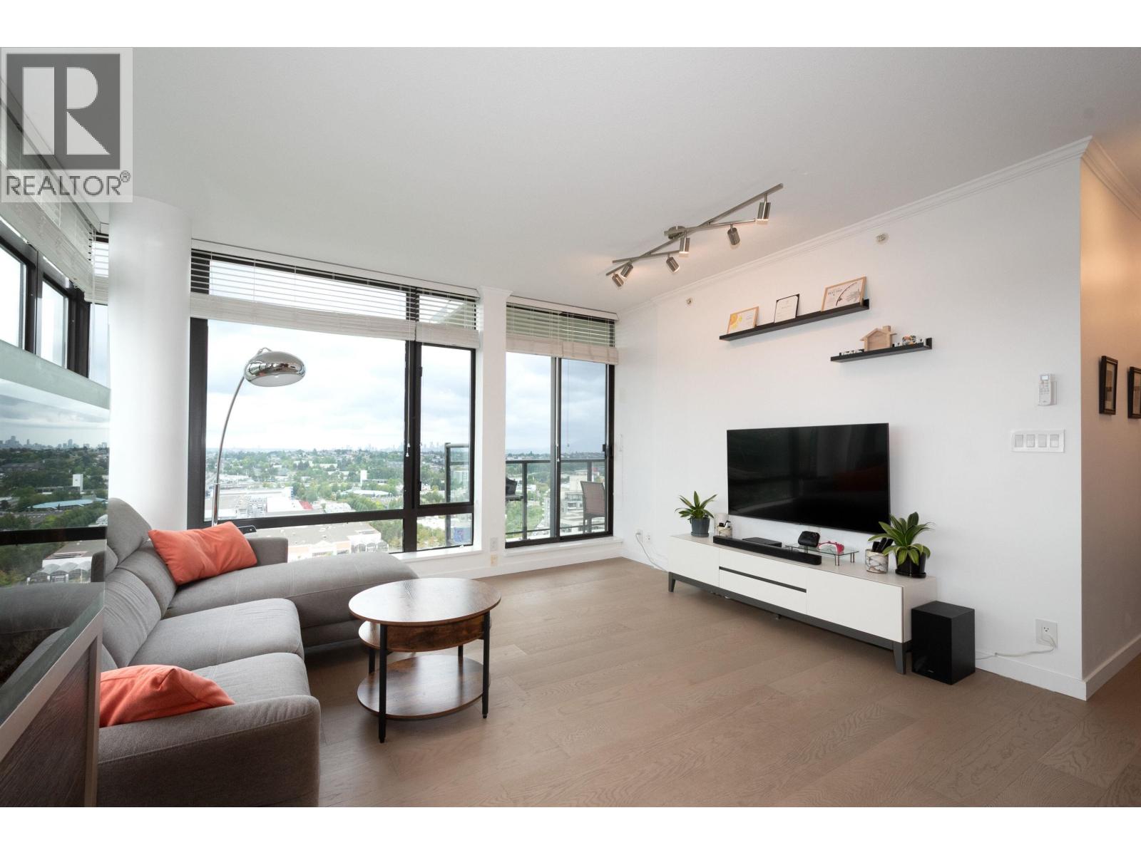 2602 2345 MADISON AVENUE