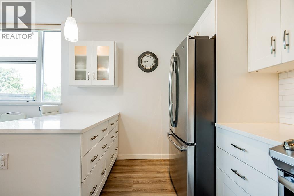 304 2225 Holdom Avenue, Burnaby, British Columbia  V5B 0A1 - Photo 12 - R3112563