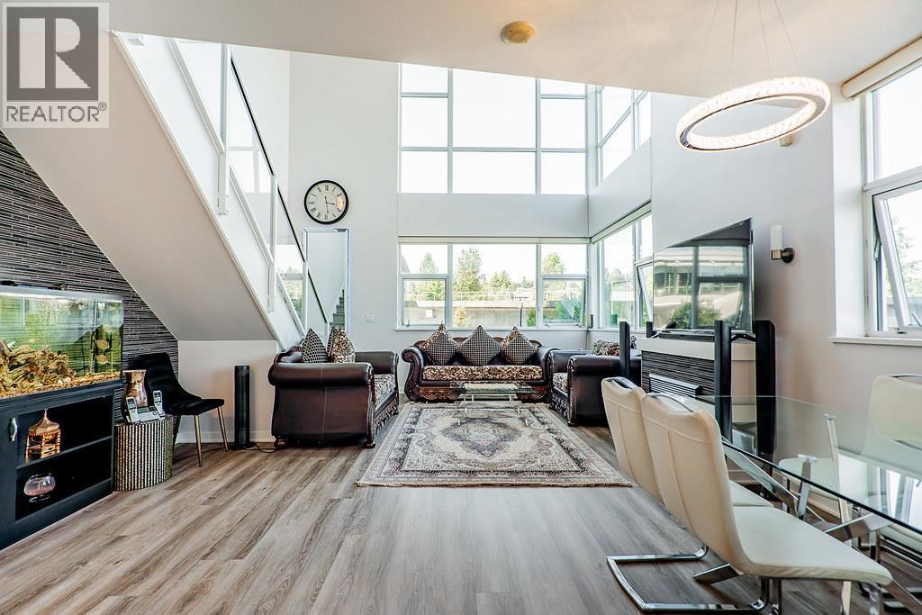 304 2225 Holdom Avenue, Burnaby, British Columbia  V5B 0A1 - Photo 3 - R3112563