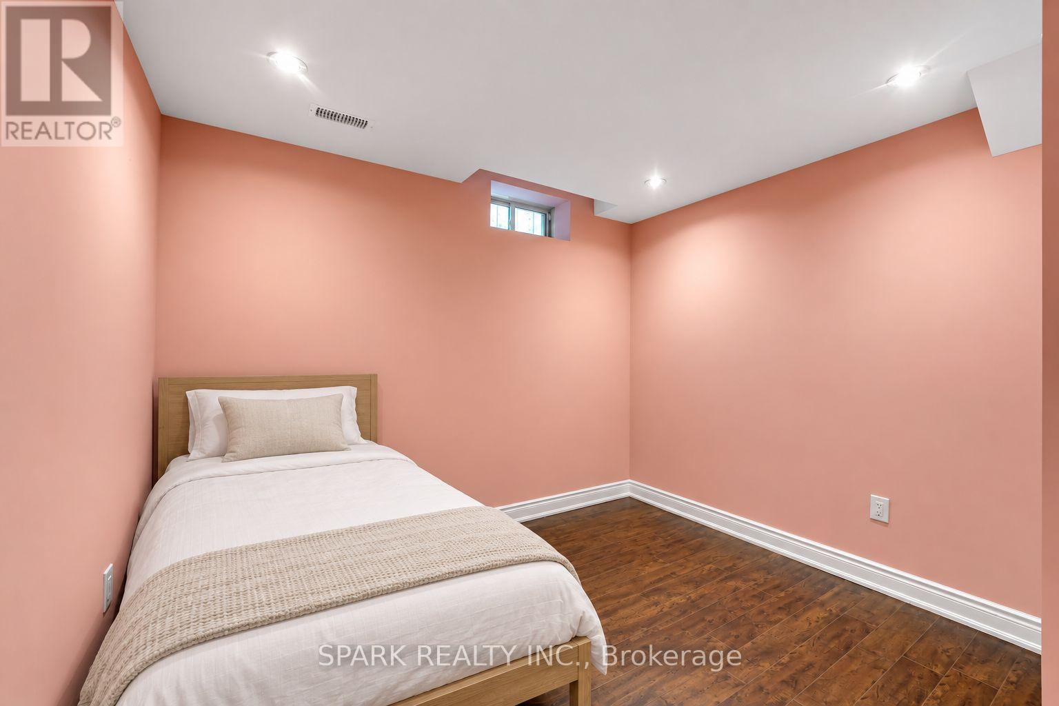 4 Cutts Crescent, Hamilton, Ontario  L0R 1C0 - Photo 19 - X13826550