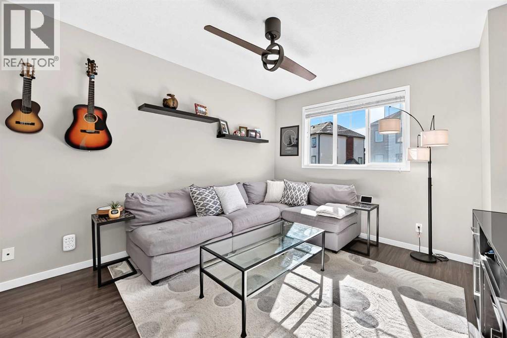 638 Copperpond Boulevard SE, Calgary, Alberta  T2Z 5B9 - Photo 17 - A2344965