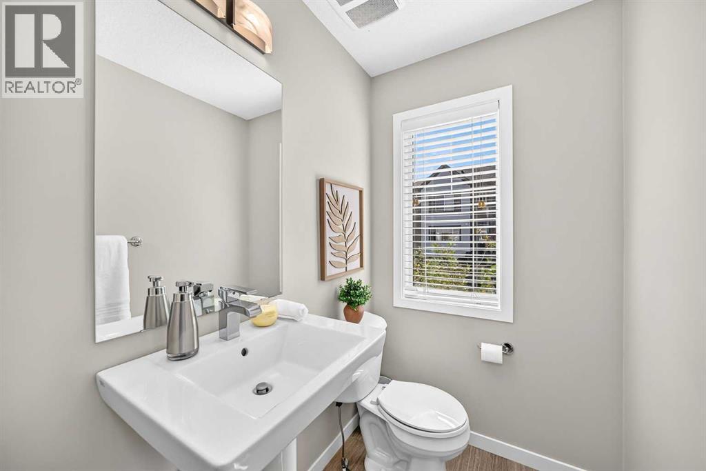 638 Copperpond Boulevard SE, Calgary, Alberta  T2Z 5B9 - Photo 19 - A2344965