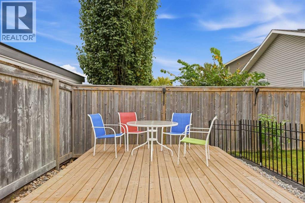 141 Thornfield Close SE, Airdrie, Alberta  T4A 2K8 - Photo 27 - A2346167