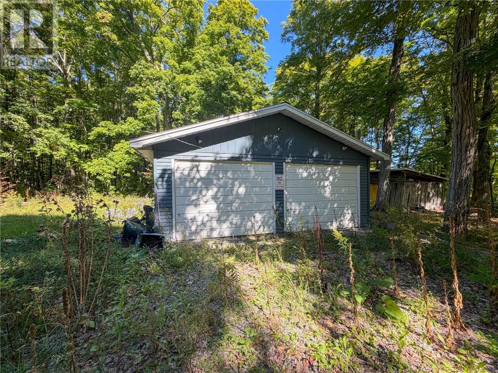 16 Bastien Road, Mindemoya, Ontario  P0P 1S0 - Photo 28 - 2130539