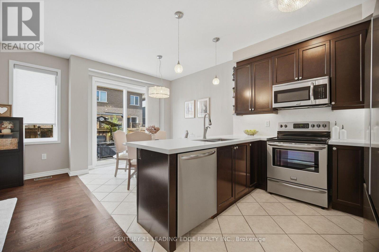 545 Gibson Crescent, Milton, Ontario  L9T 9A1 - Photo 9 - W13825334