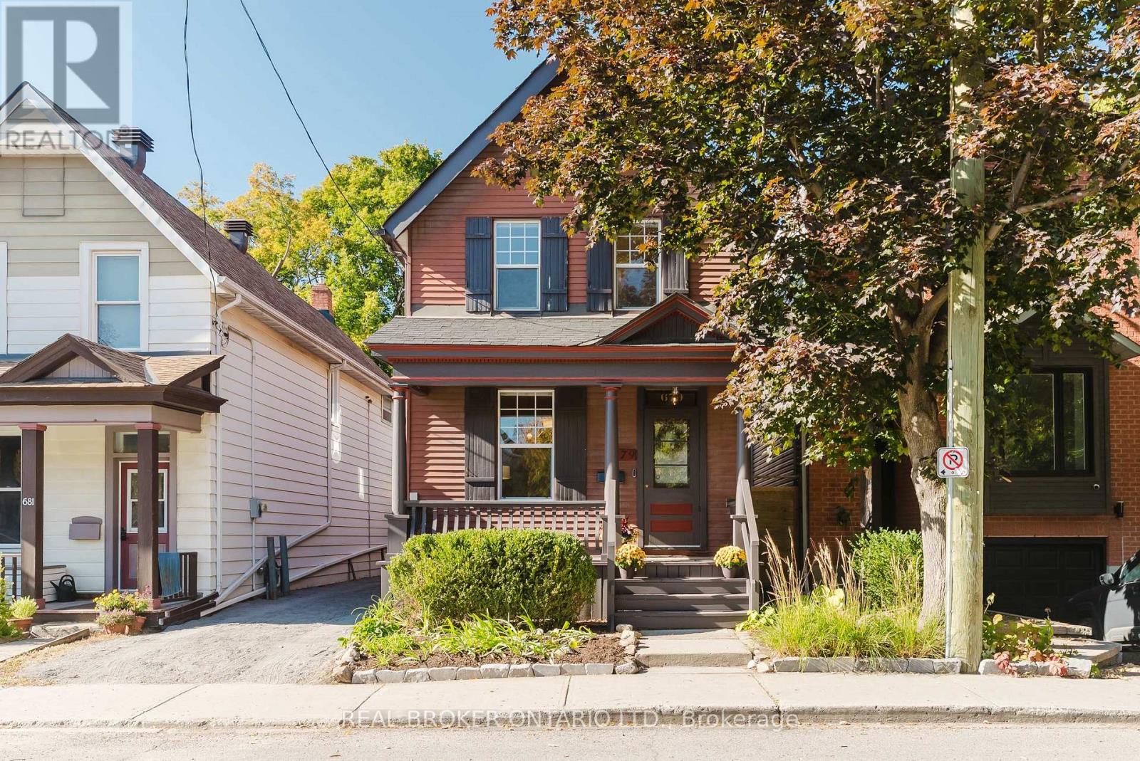 679 COOPER STREET, Ottawa, Ontario