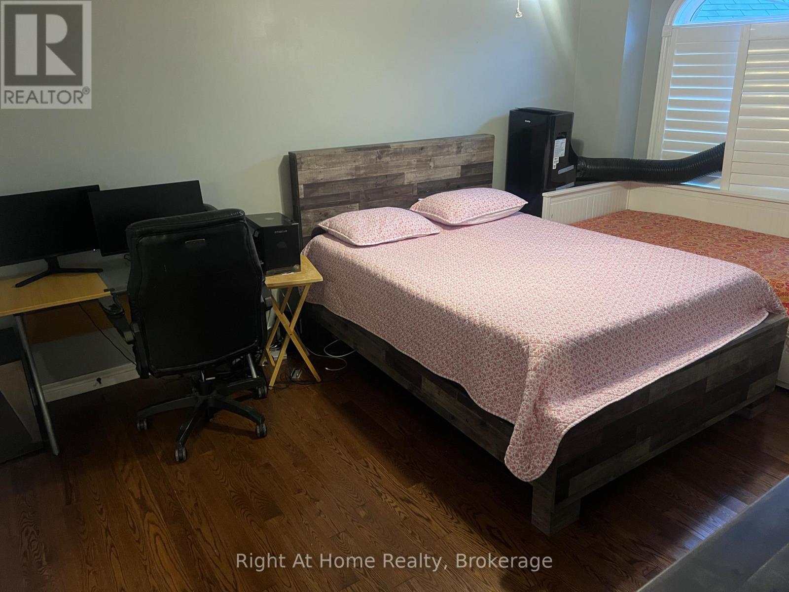 Upper - 52 Lorupe Court, Hamilton, Ontario  L9G 0C8 - Photo 32 - X13826628