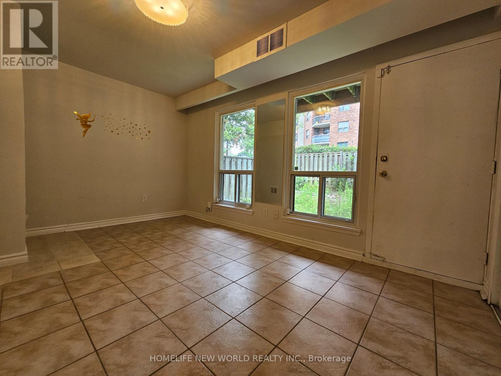 36 Thimble Berry Way, Toronto, Ontario  M2H 3K7 - Photo 3 - C13826560
