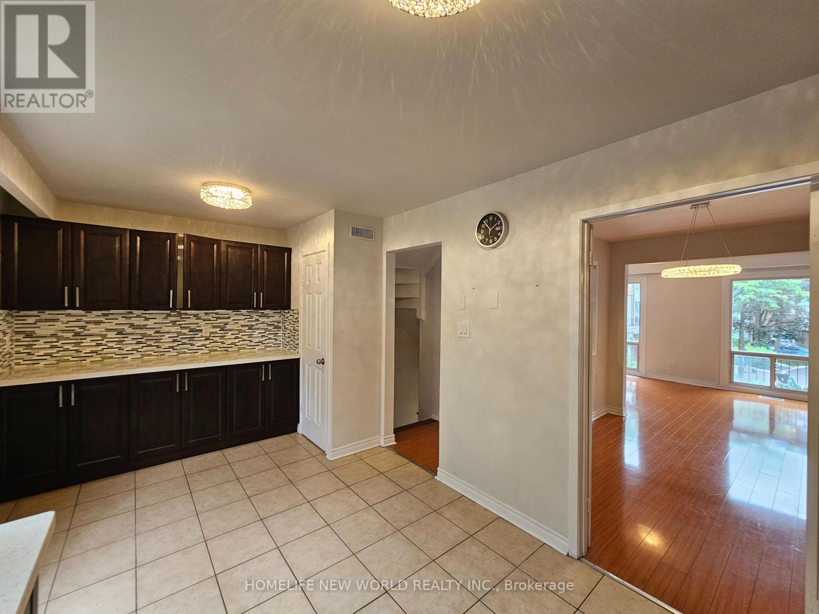 36 Thimble Berry Way, Toronto, Ontario  M2H 3K7 - Photo 7 - C13826560