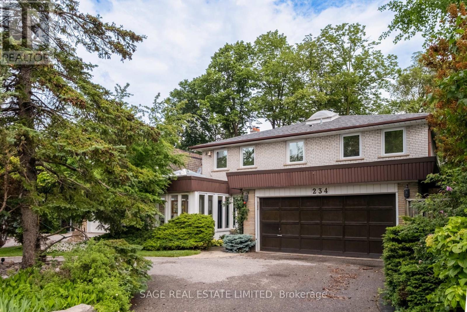 234 York Mills Road, Toronto, Ontario  M2L 1L1 - Photo 3 - C13826622