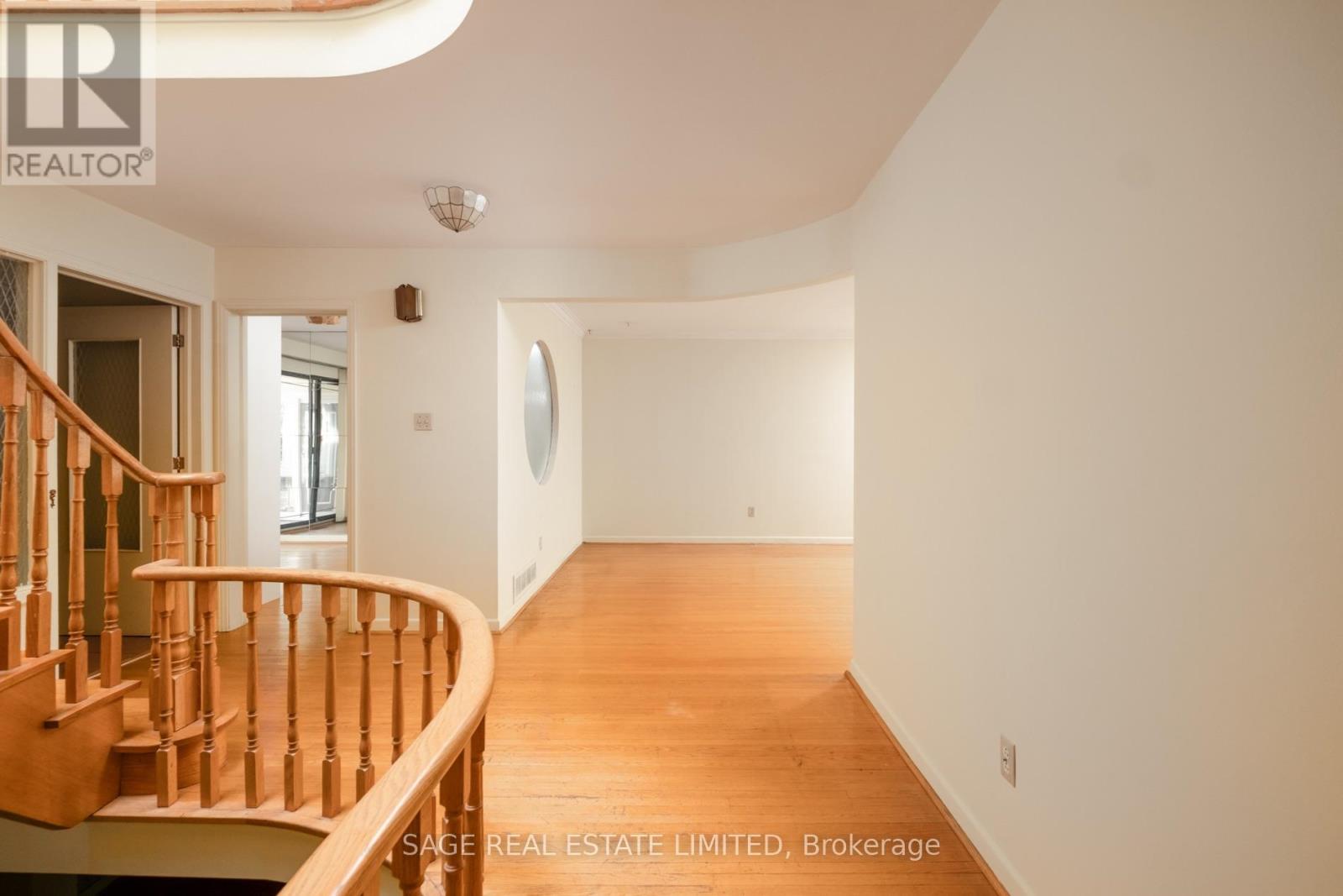 234 York Mills Road, Toronto, Ontario  M2L 1L1 - Photo 5 - C13826622
