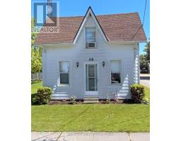 8 WEST STREET, Perth East, Ontario