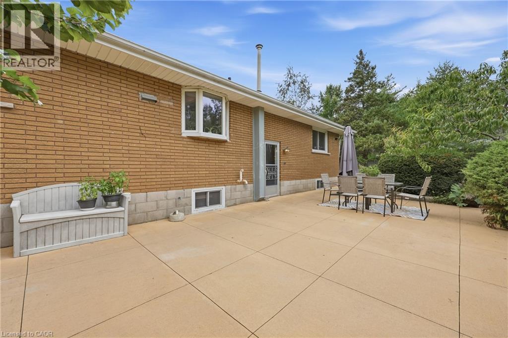 4 Kew Court, Dundas, Ontario  L9H 5E1 - Photo 23 - 40863962