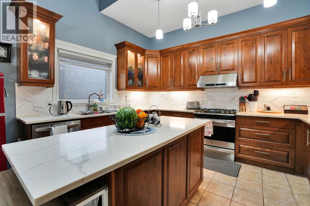 54 Royal Crest Way Nw, Calgary, Alberta  T3G 4M7 - Photo 13 - A2345301