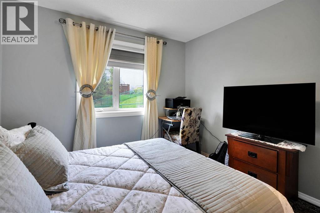 54 Royal Crest Way Nw, Calgary, Alberta  T3G 4M7 - Photo 27 - A2345301