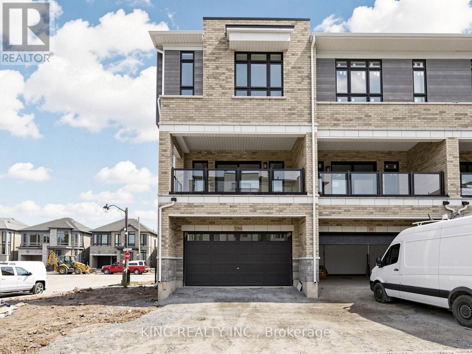 3290 Taha Garden, Oakville, Ontario  L6M 5R9 - Photo 2 - W13826570