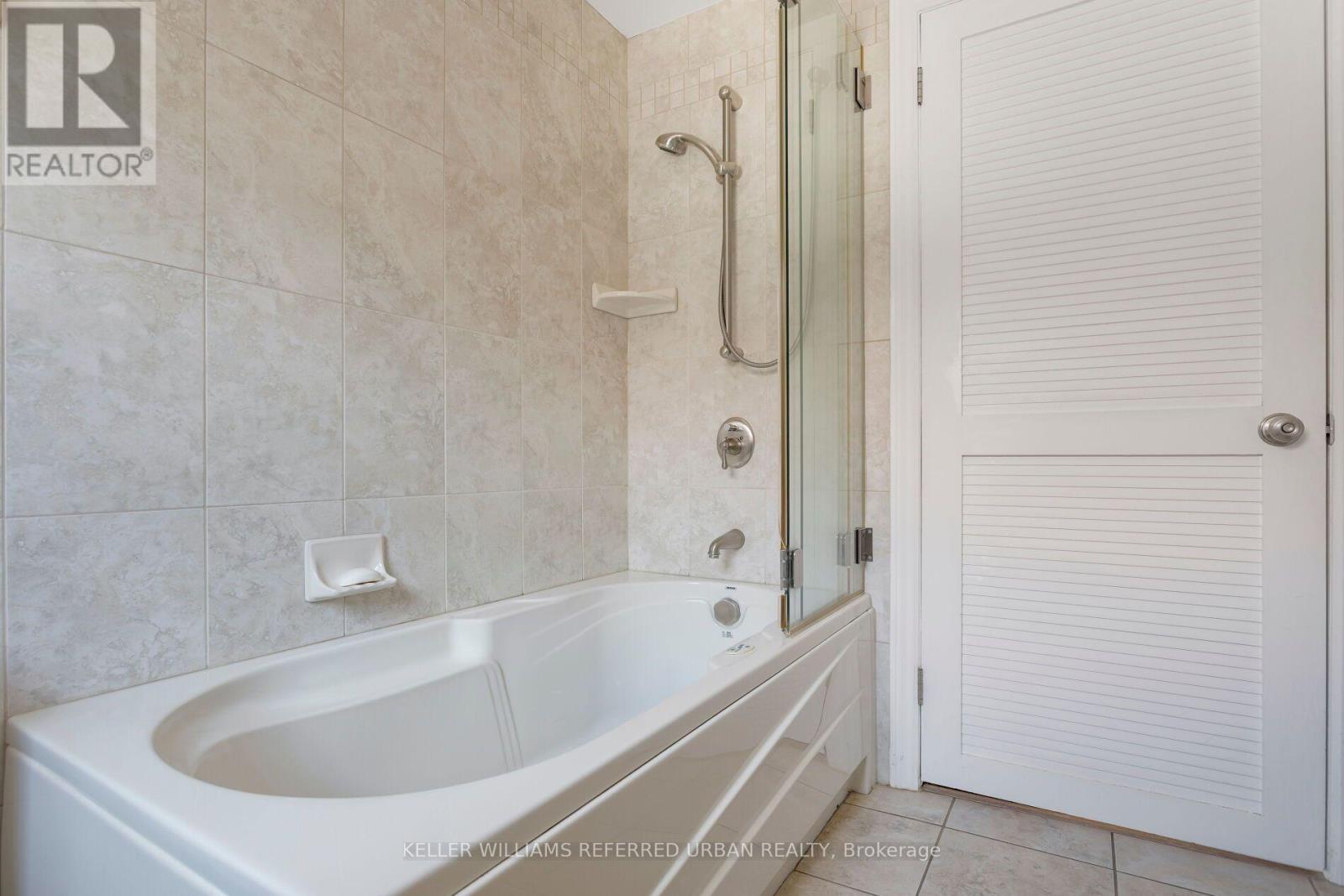 30 Baby Point Road, Toronto, Ontario  M6S 2G1 - Photo 31 - W13826584