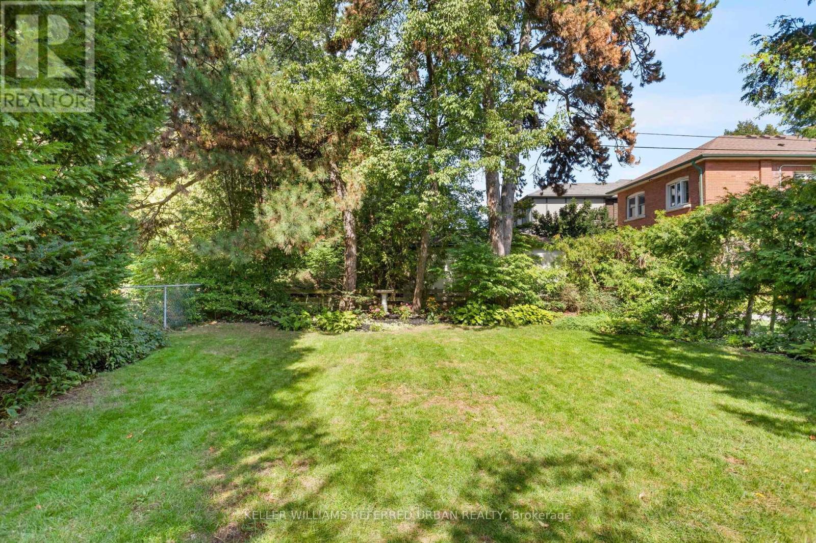 30 Baby Point Road, Toronto, Ontario  M6S 2G1 - Photo 47 - W13826584