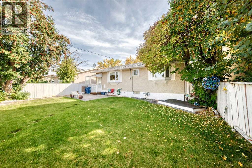 165 Marbrooke Circle Ne, Calgary, Alberta  T2A 2W4 - Photo 30 - A2347281