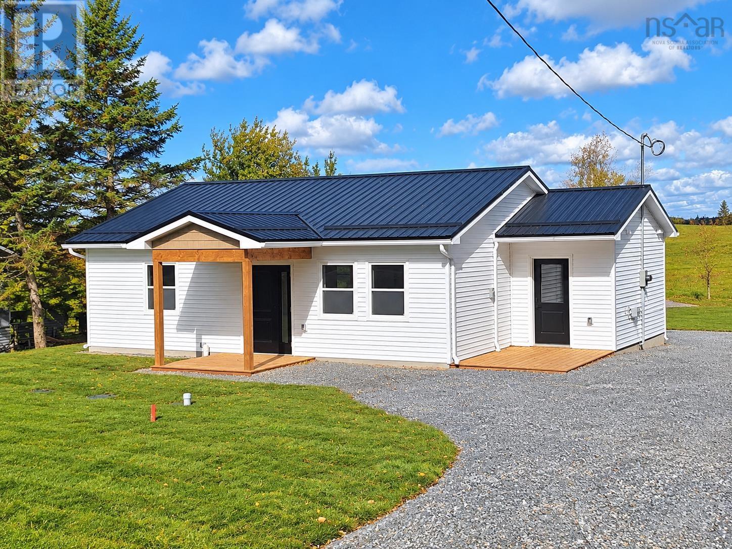 1059 Wentworth Road, Sweets Corner, Nova Scotia  B0N 2T0 - Photo 2 - 202622909