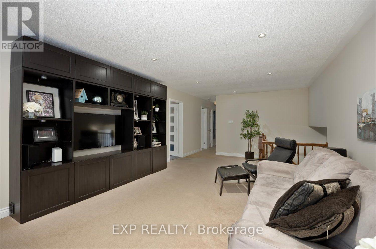 42 Farmington Crescent, London South, Ontario  N6K 3J3 - Photo 14 - X13826642