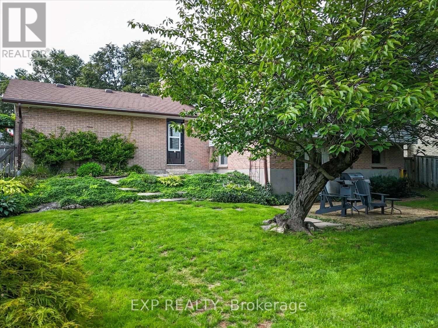 42 Farmington Crescent, London South, Ontario  N6K 3J3 - Photo 34 - X13826642