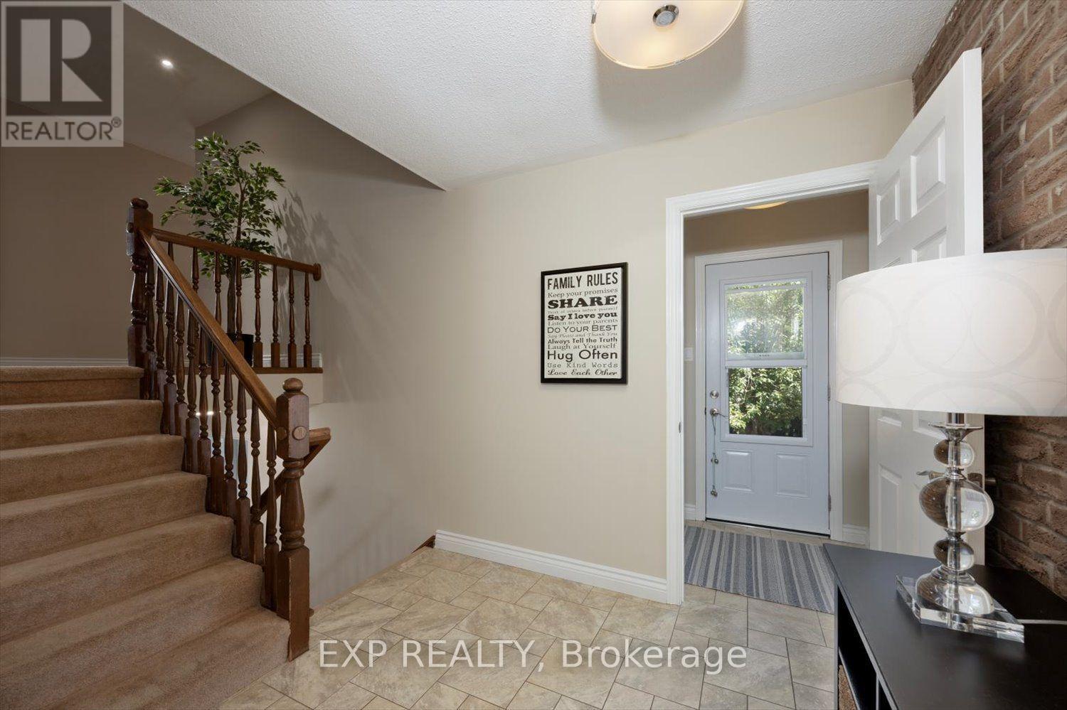 42 Farmington Crescent, London South, Ontario  N6K 3J3 - Photo 5 - X13826642