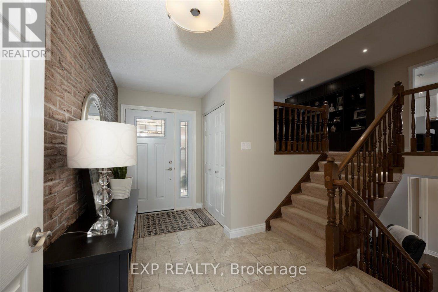 42 Farmington Crescent, London South, Ontario  N6K 3J3 - Photo 6 - X13826642