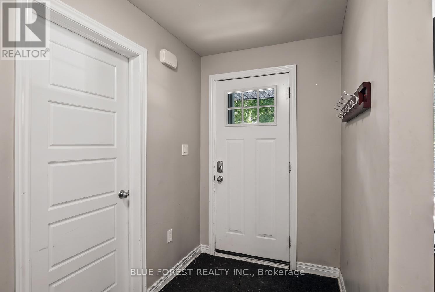 21 Charles Street, London North, Ontario N6H 1H1 - Photo 3 - X13826644