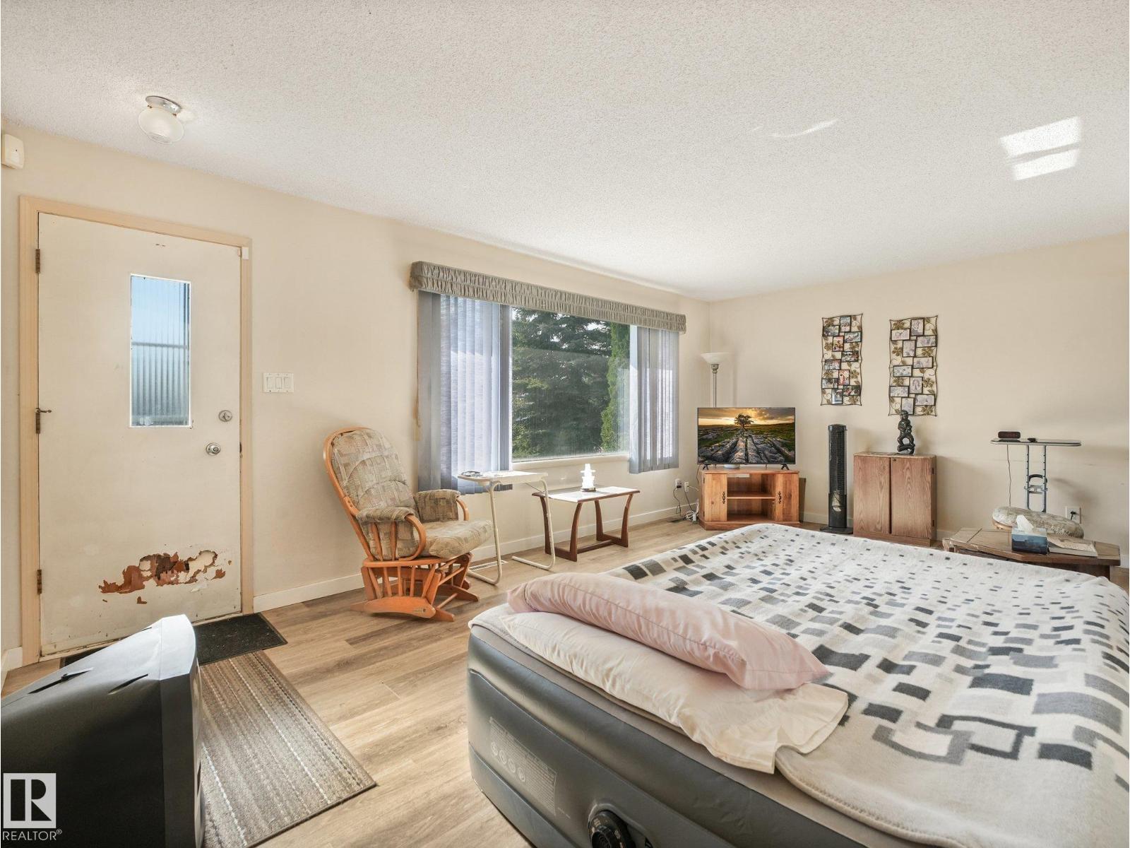 7520 130 Av NW, Edmonton, Alberta  T5C 1Y2 - Photo 32 - E4510319