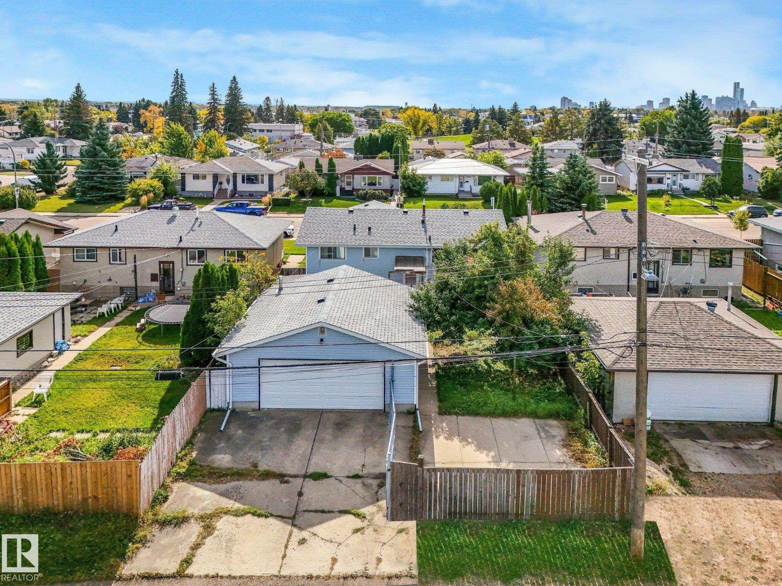 7520 130 Av NW, Edmonton, Alberta  T5C 1Y2 - Photo 4 - E4510319