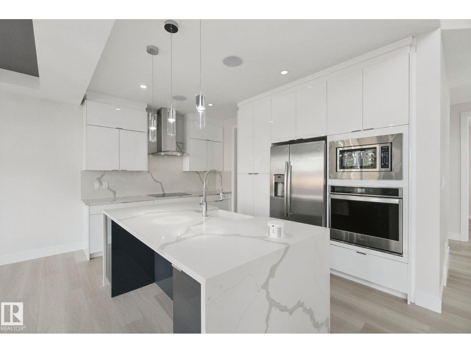 3699 HUMMINGBIRD WY NW