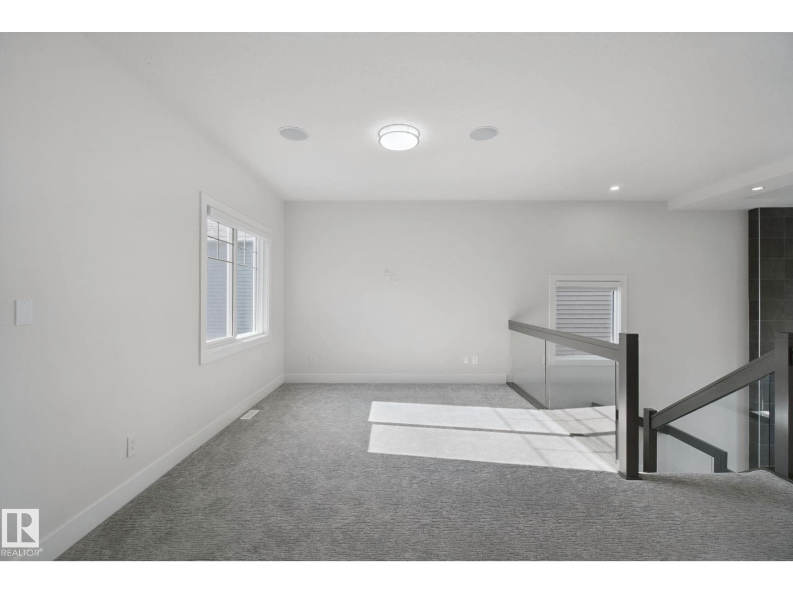 3699 HUMMINGBIRD WY NW