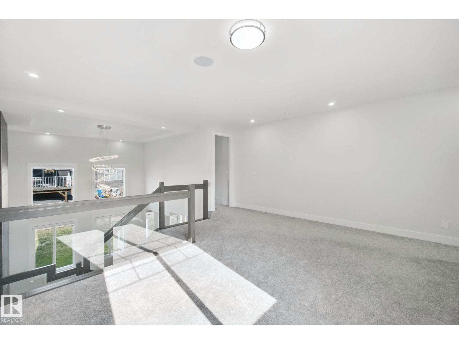 3699 HUMMINGBIRD WY NW