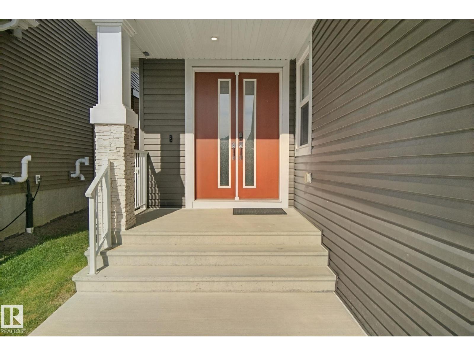 3699 HUMMINGBIRD WY NW