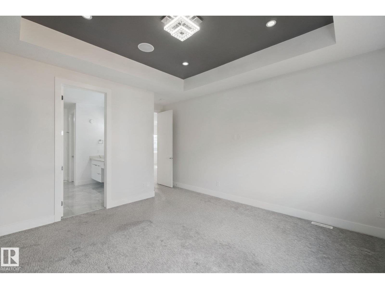 3699 HUMMINGBIRD WY NW