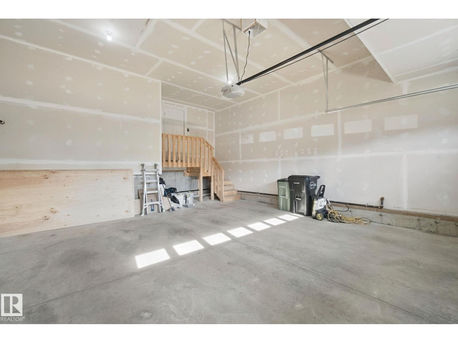 3699 HUMMINGBIRD WY NW