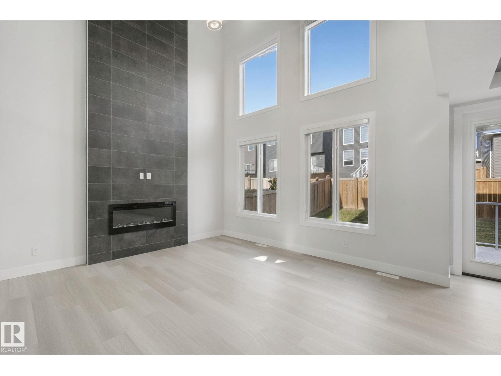 3699 HUMMINGBIRD WY NW